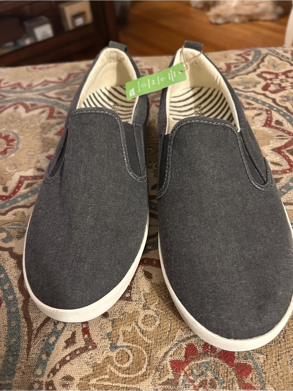Woman’s new Taos canvas slip ons
